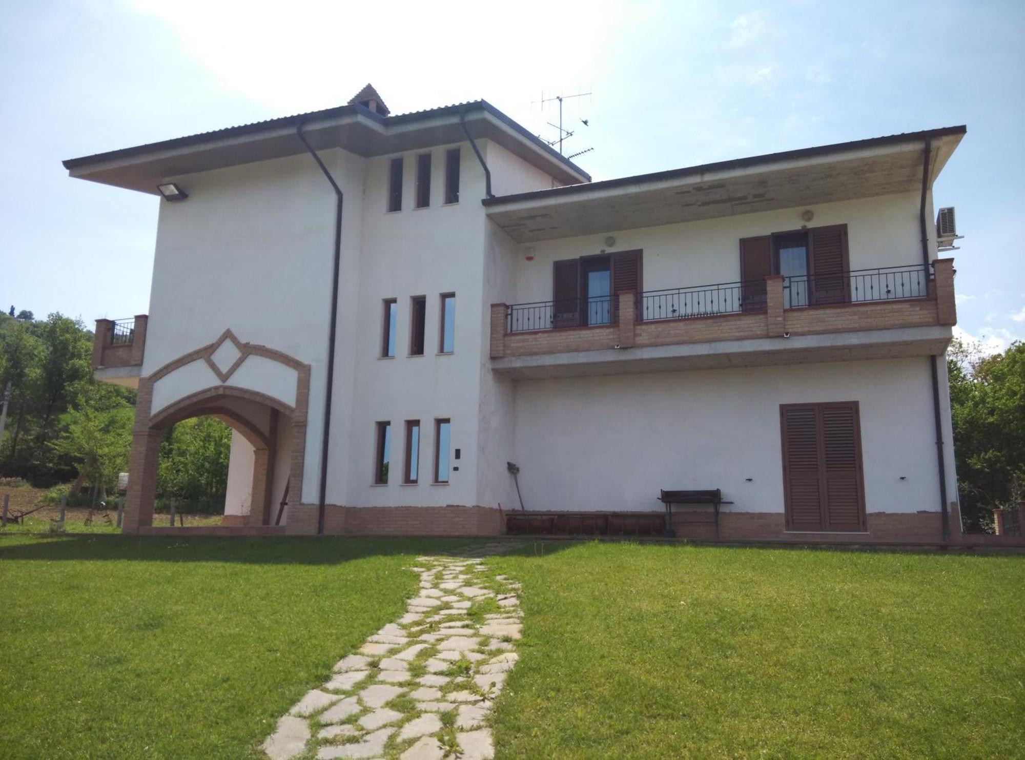 مبيت وإفطار Penna Sant'Andrea Agriturismo Za Beata المظهر الخارجي الصورة
