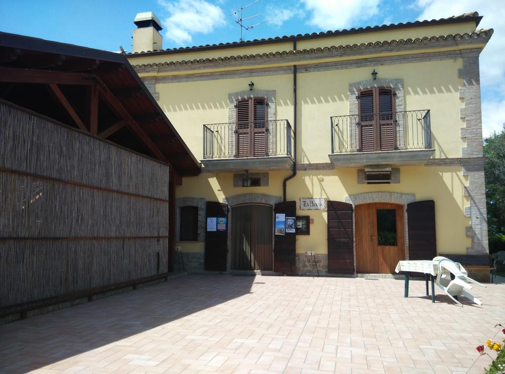 مبيت وإفطار Penna Sant'Andrea Agriturismo Za Beata المظهر الخارجي الصورة